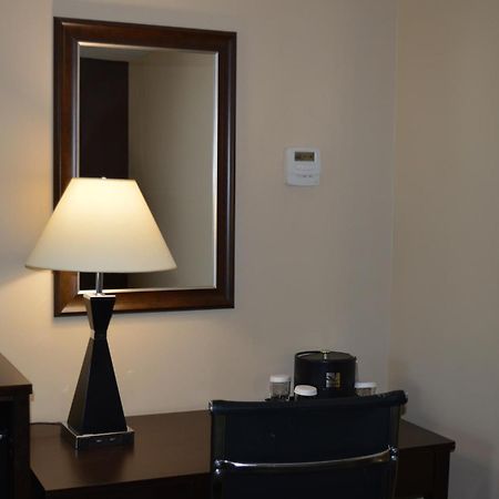 Schiller Park Quality Inn O'Hare Airport מראה חיצוני תמונה