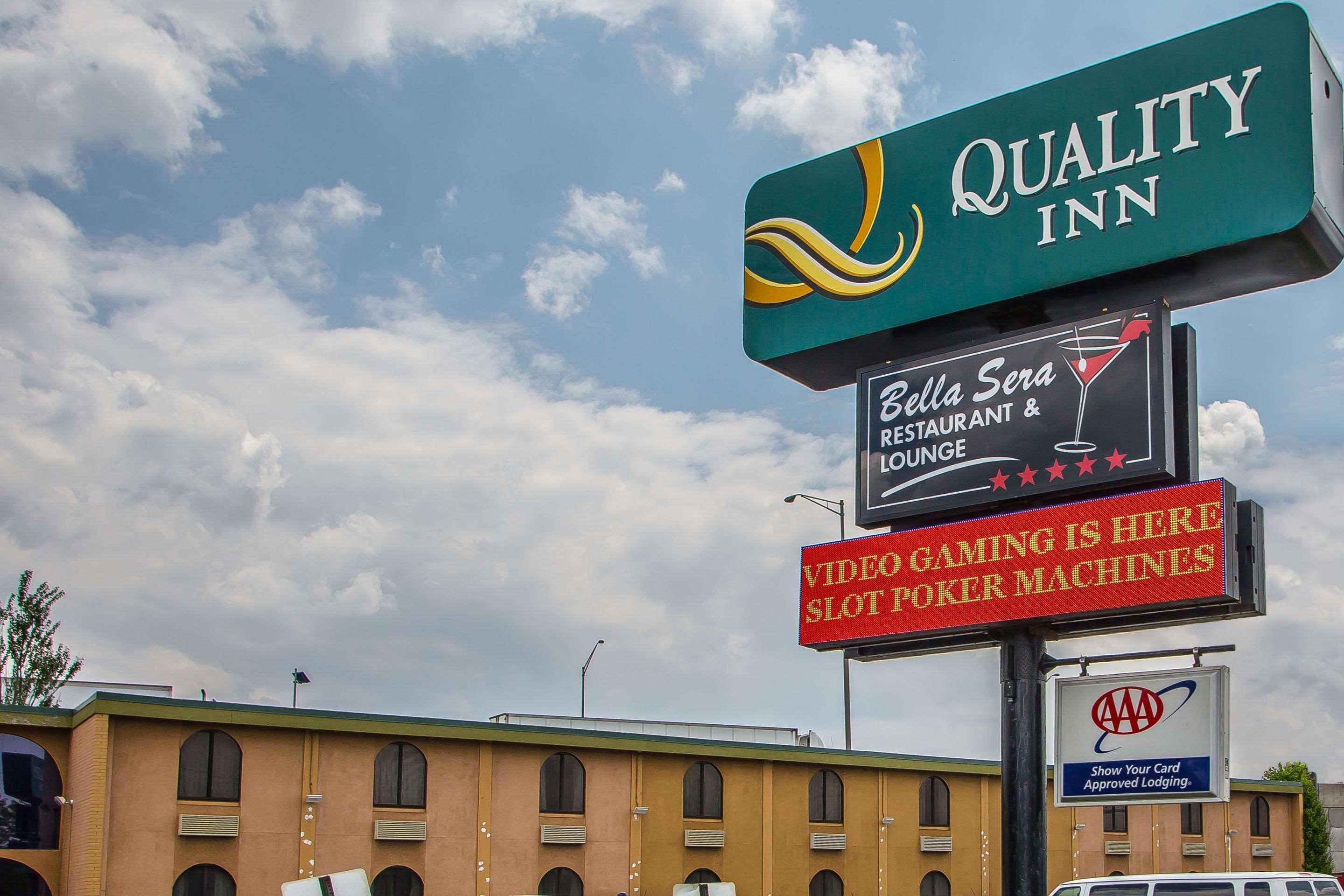 Schiller Park Quality Inn O'Hare Airport מראה חיצוני תמונה