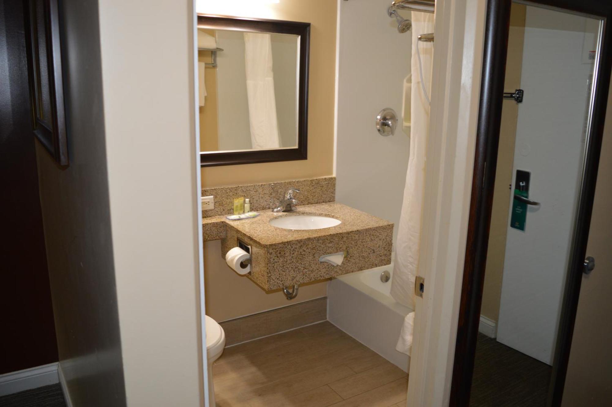 Schiller Park Quality Inn O'Hare Airport מראה חיצוני תמונה